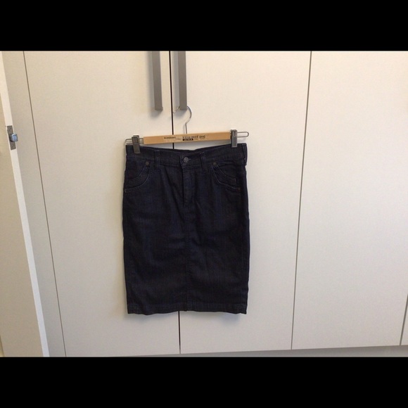 Citizens of Humanity Hutton denim skirt Sz 25. - Picture 2 of 3